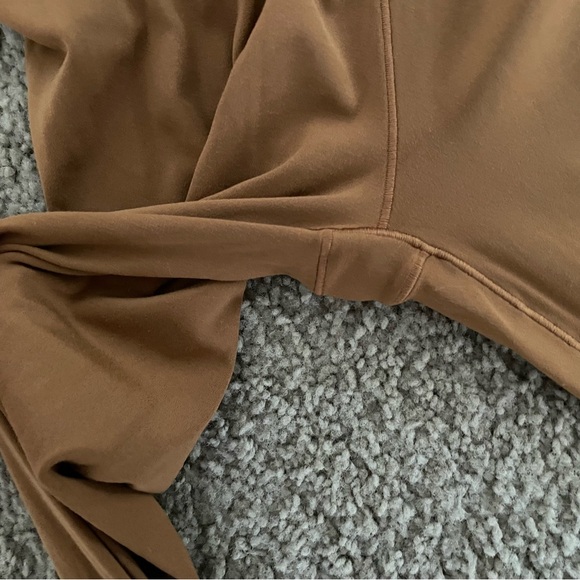 Aerie Offline Real Me Flare cross over leggings - Picture 3 of 4